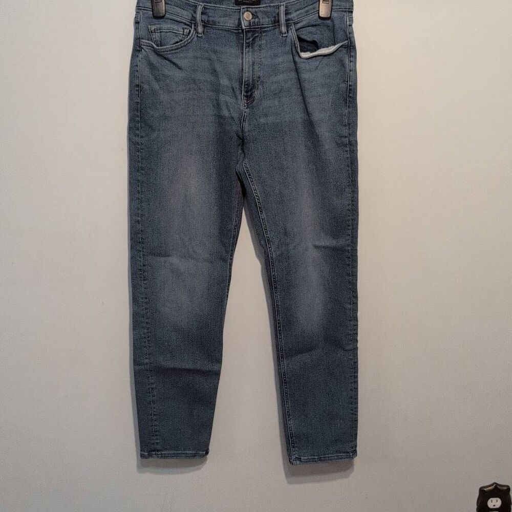 Banana Republic Men's Tapered Fit Jeans size 33x30 Denim Jean